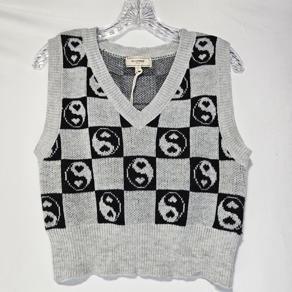 No Comment Women Cropped Sweater Vest XL Gray Yin Yang Heart Checkerboard Grunge